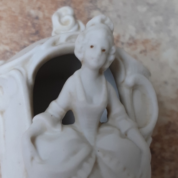Cinderella or Antonetti Ceramic Miniature #400 - Picture 7 of 8